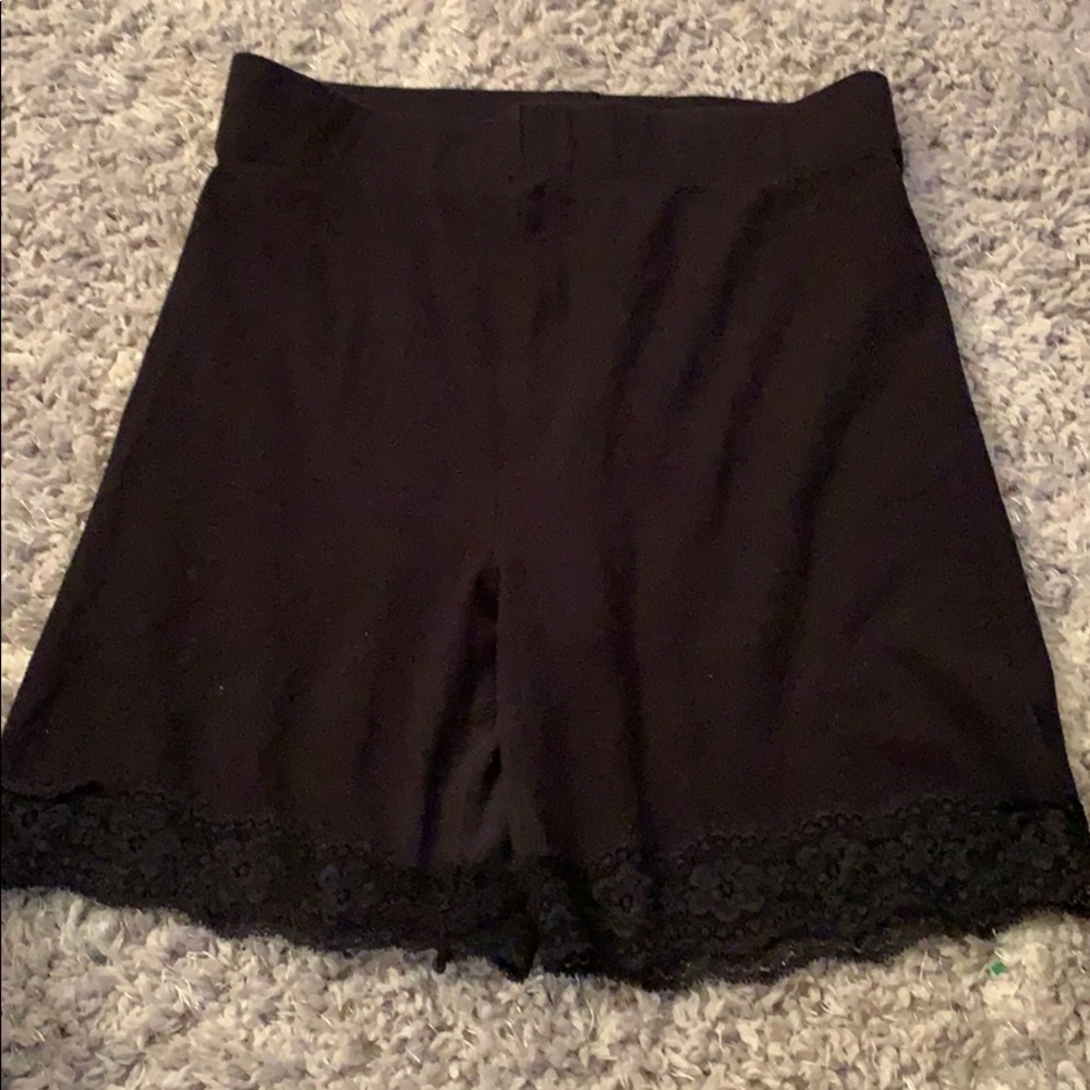 Lace trim biker shorts